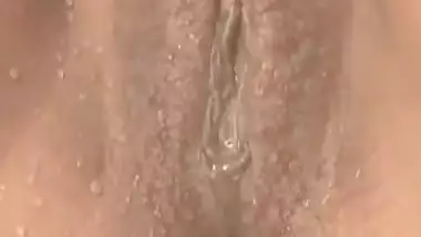 India will satisfy your pissing fetish
