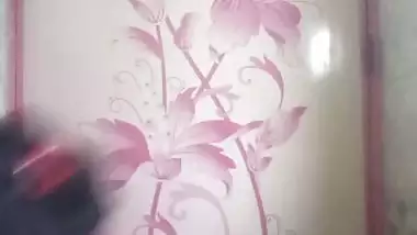 Bengali chubby sister nude bathing video for lover