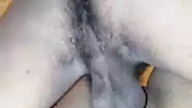 Desi pussy fucking MMS video of a hot Desi couple