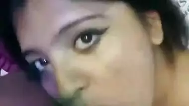 Sexy Indian Girl Blowjob