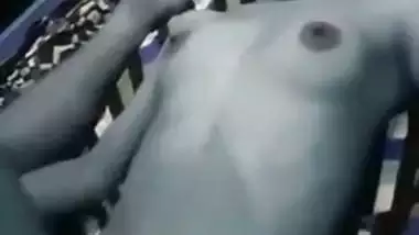 Skinny Desi girl lets boyfriend make MMS video during XXX coupling