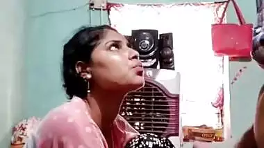 Girlfriend Ko Room Me Lejake Choda