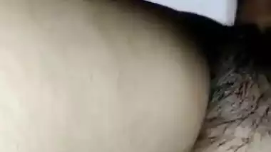 Girl takes her first dick in her tight pussy in xxx MMS