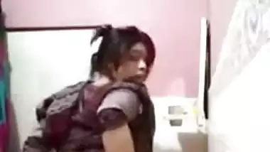 Horny Patna Girlfriend Shows Pussy & Ass To Tease Lover