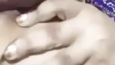 Long boobs girlfriend licking nipple viral video call