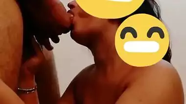 Punjabi bhabhi blowjob with cum on face