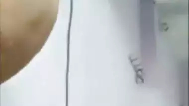 Young guy fucks village aunty in a desi sex video