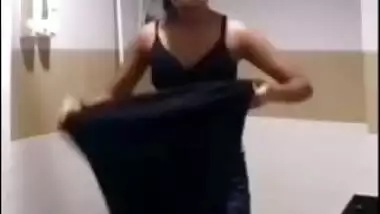 Tamil girl Secretly Captured