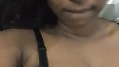 Indian milf nude selfie