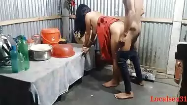 Indian Village Bhabhi Sex In Red Saree