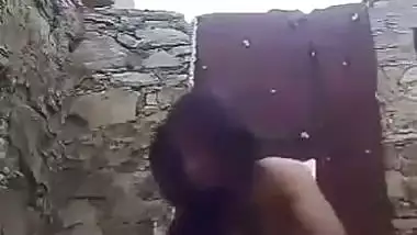 Bangladeshi village girl nude bathing video