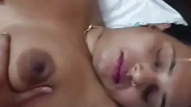 Bhabhi naked in hotel room to have sex with devar